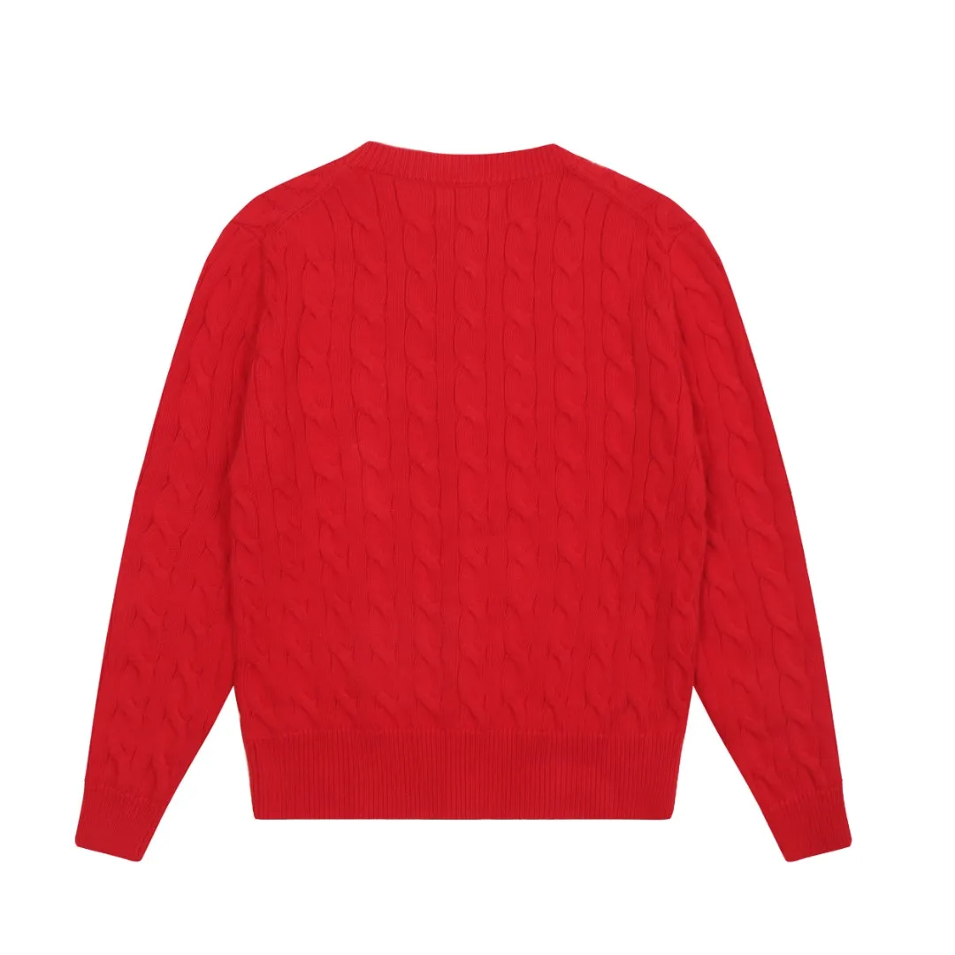 🅿️230 "Top quality" Style number: DS006# [Ralph Lauren round neck solid color pony embroidered logo twist knitted cardigan] ✅Ralph Lauren classic basic versatile knitted cardigan jacket for all seasons ✅Main supplier platform live broadcast Wholesale entity Replacement if out of stock No removal from shelves ✅ZP quality 1:1 version Scan code to enter the GF website Counter quality ✅Detailed quality The only one in Guangzhou Imported quality cotton yarn Focusing on high-end, cost-effective, and good quality. Needless to say, the version is restored to the original version. The maximum size can be worn up to 160 pounds. Loose, comfortable and stress-free. ✅The upper body is simple and easy to match. A must-have for goddess ootd. Good-looking clothes are never picky. A must-have in the goddess’ wardrobe. Size: S-XL. Color: Black, navy, off-white, gray, light blue, light pink, colorful blue, khaki, bright yellow, purple, Chinese red, turquoise green.